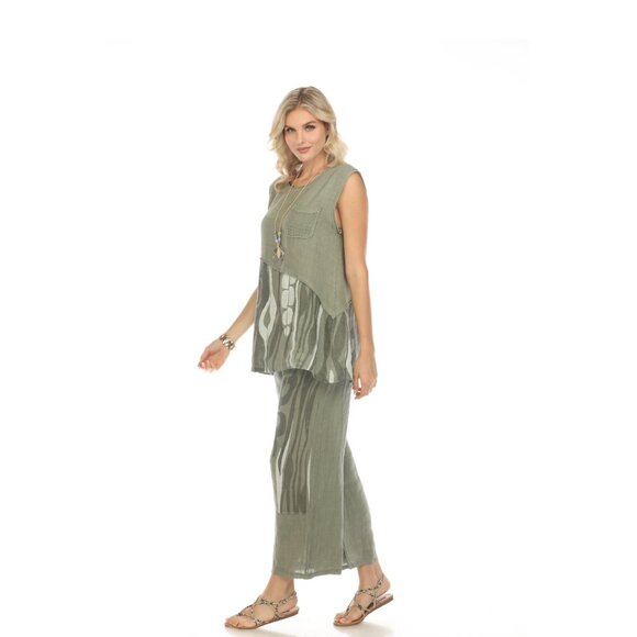 Olive Abstract sleeveless pocket detailed Top - Picture 4 of 6